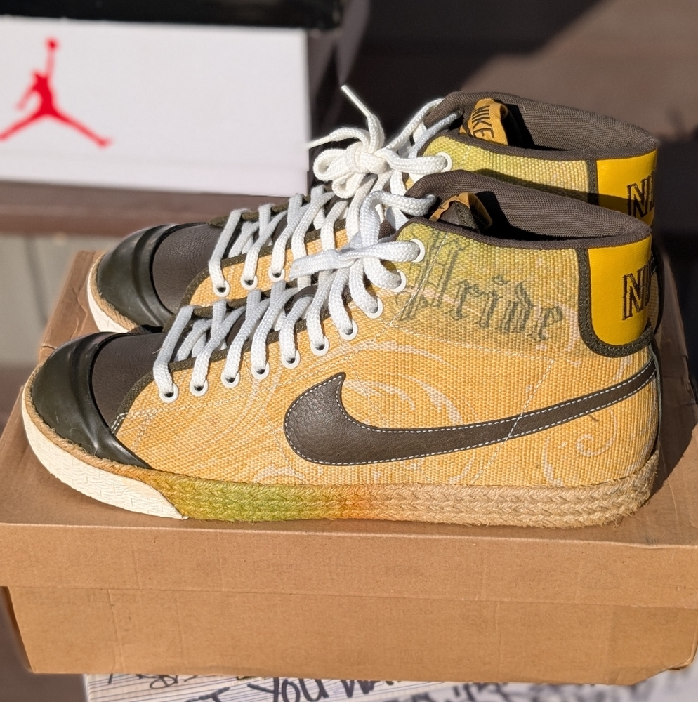 Nike All Court Premium QK Latin Pride Mega Rare 97818XC NWT Never Worn size 12